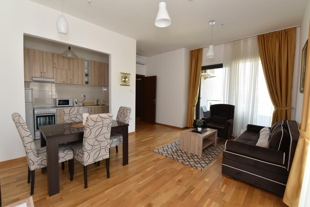 Lux Apartments Kristina Budva Exterior photo