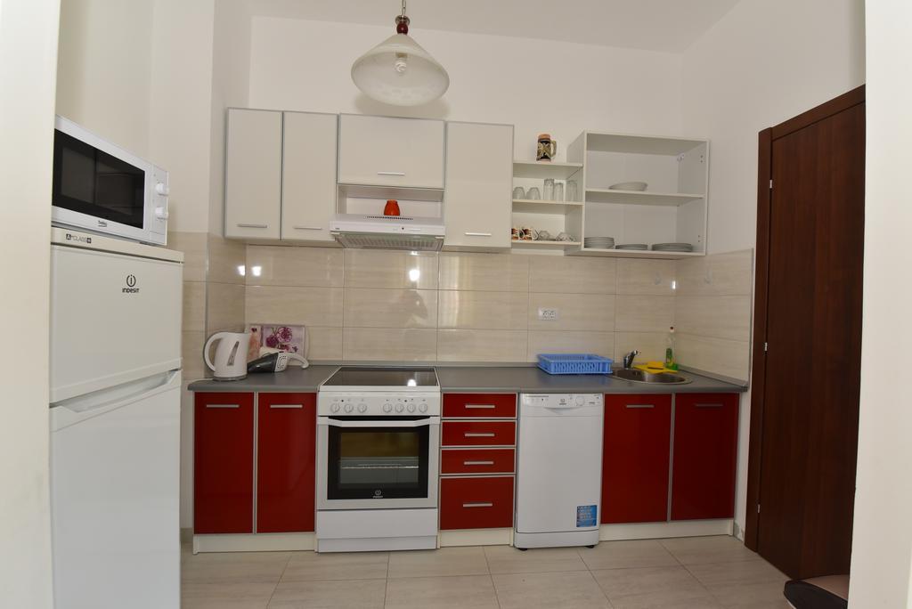 Lux Apartments Kristina Budva Exterior photo